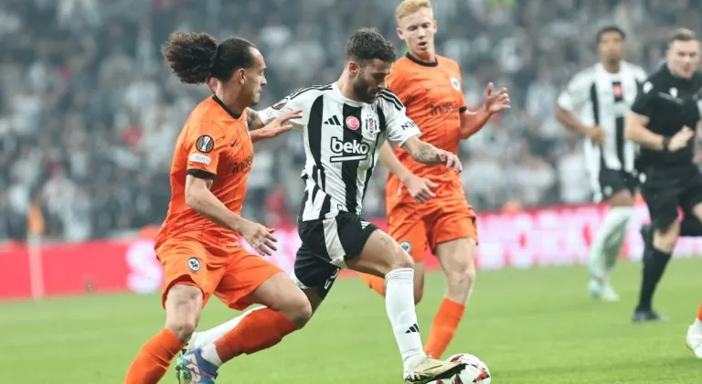 Beşiktaş 1-3 Frankfurt