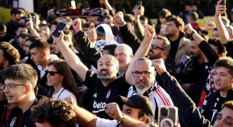 Derbi Heyecanı Başladı: Beşiktaş Taraftarı RAMS Park’a Akın Etti