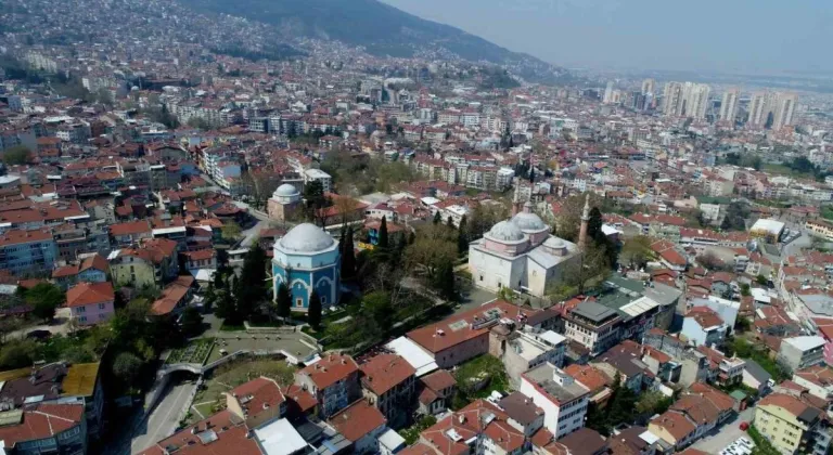 Bursa Büyükşehir Belediyesi'nden Şaşırtan Açıklama: Cami ve Türbelerdeki Güvenlik Çekilecek Mi?