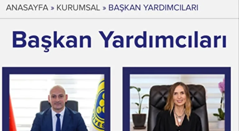 CHP'li Buca Belediye Başkan Yardımcısı Filiz Yurtkoru, Tarot Falı İçin Sosyal Medyada.