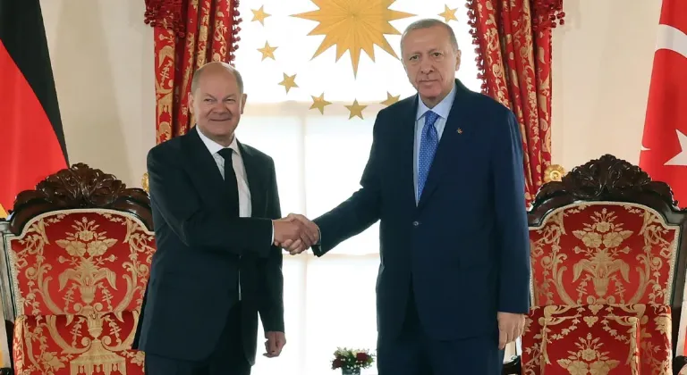 Cumhurbaşkanı Erdoğan, Almanya Başbakanı Scholz’u kabul etti