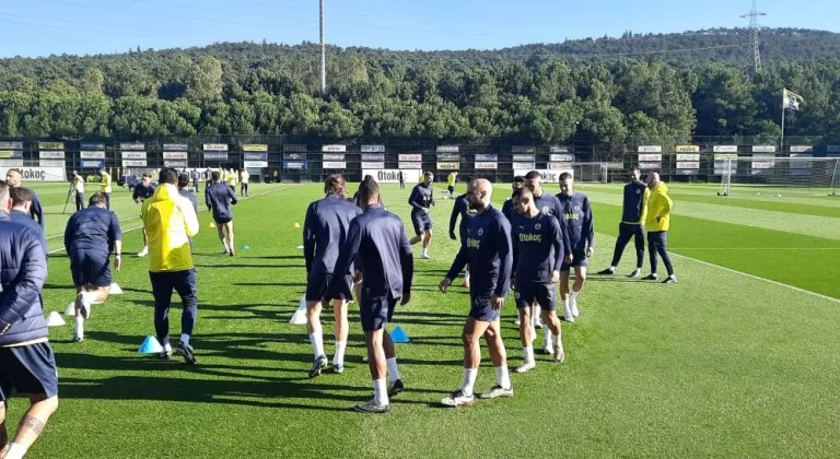 Fenerbahçe, Manchester United maçına hazır