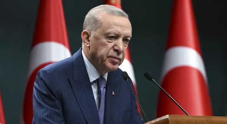 Financial Times: Cumhurbaşkanı Erdoğan yatırım çekmek için büyük şirketlerle görüşecek