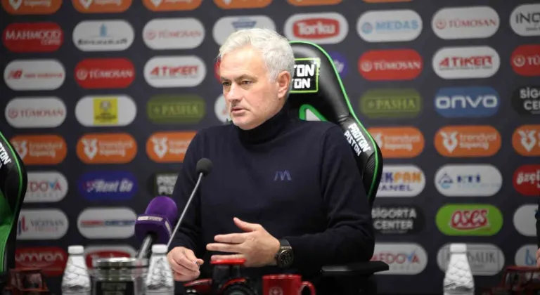 Fenerbahçe Teknik Direktörü Jose Mourinho: “Bir oyuncu seçebilseydim bu stoper olurdu”