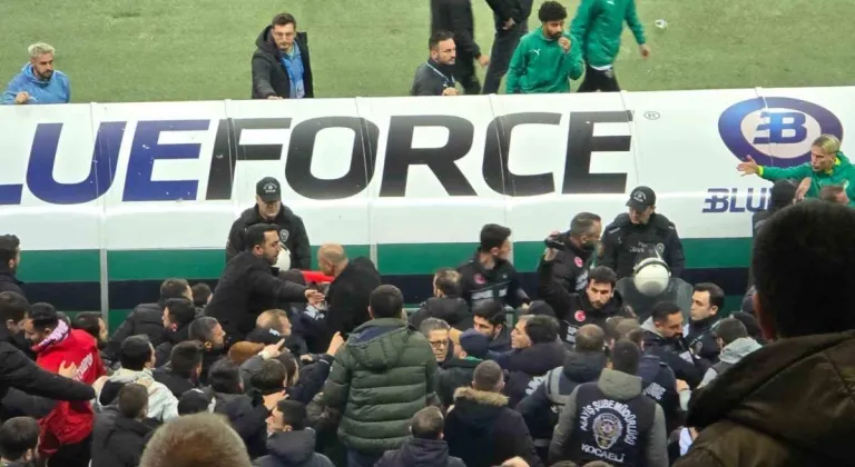 Trendyol 1. Lig’de Tribün Gerginliği: Kocaelispor-Iğdır FK Maçında Olaylar Çıktı