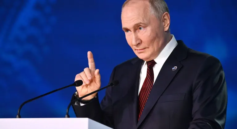 Putin: "Ukrayna’nın askerlere silah bırakıp teslim olmaları yönünde emir vermesi gerekiyor"