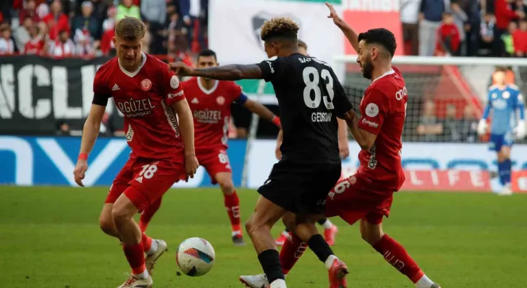 Antalyaspor 1-1 Beşiktaş