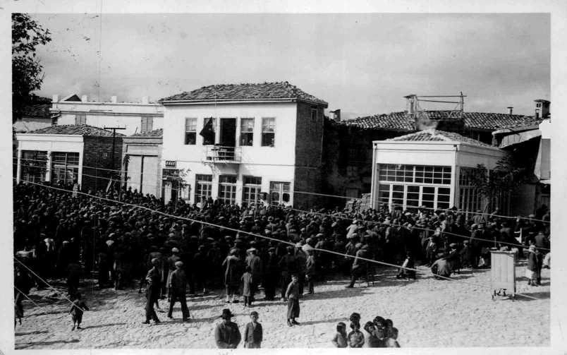 Atatürk'ün Anadolu'daki Cenaze Törenine Ait İlk Kez Ortaya Çıkan Fotoğraflar