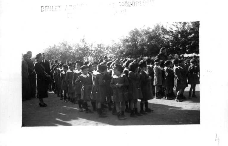 Atatürk'ün Anadolu'daki Cenaze Törenine Ait İlk Kez Ortaya Çıkan Fotoğraflar